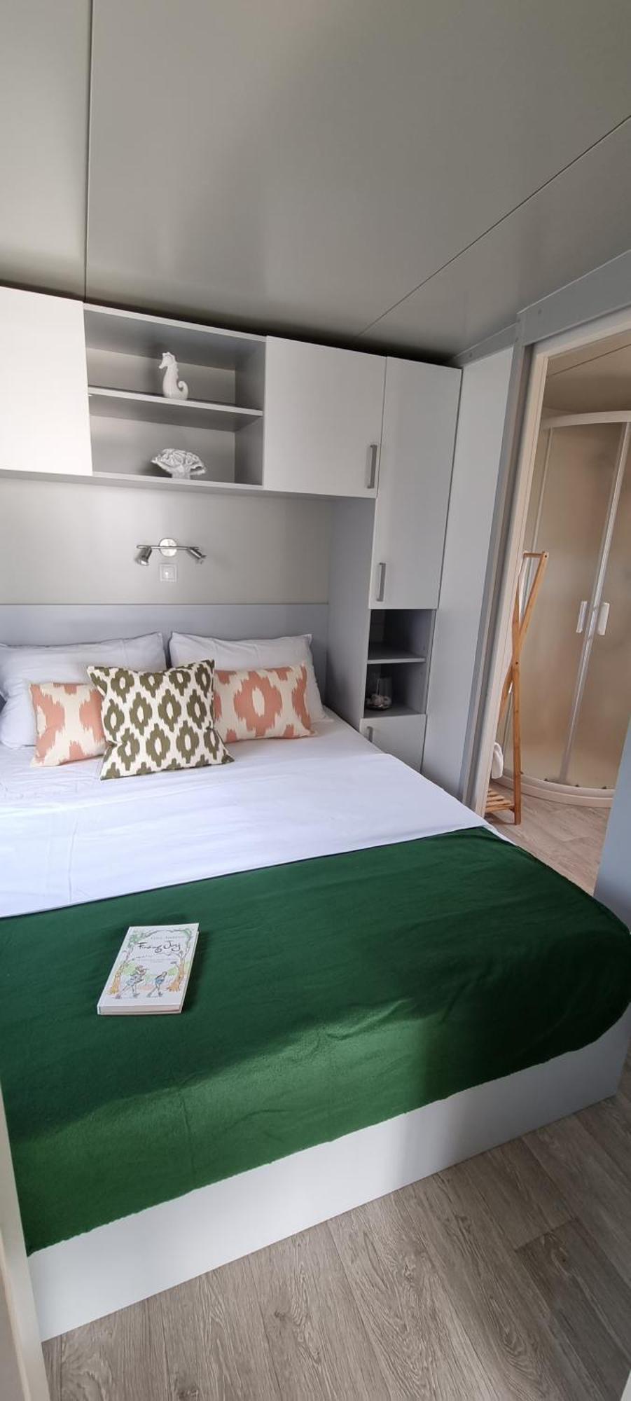 Rasin Mobile Homes Pakostane Luaran gambar